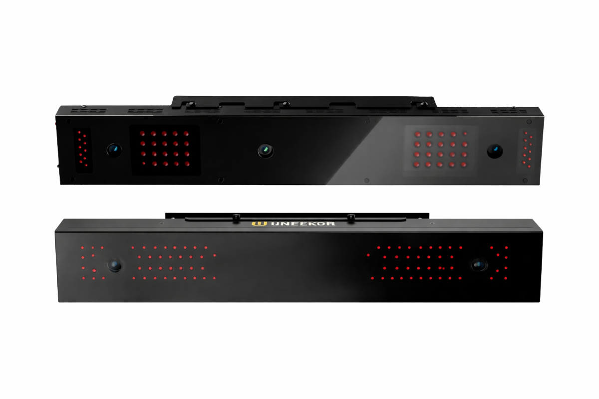 Uneekor EYE XR vs EYE XO2 Launch Monitor Comparison