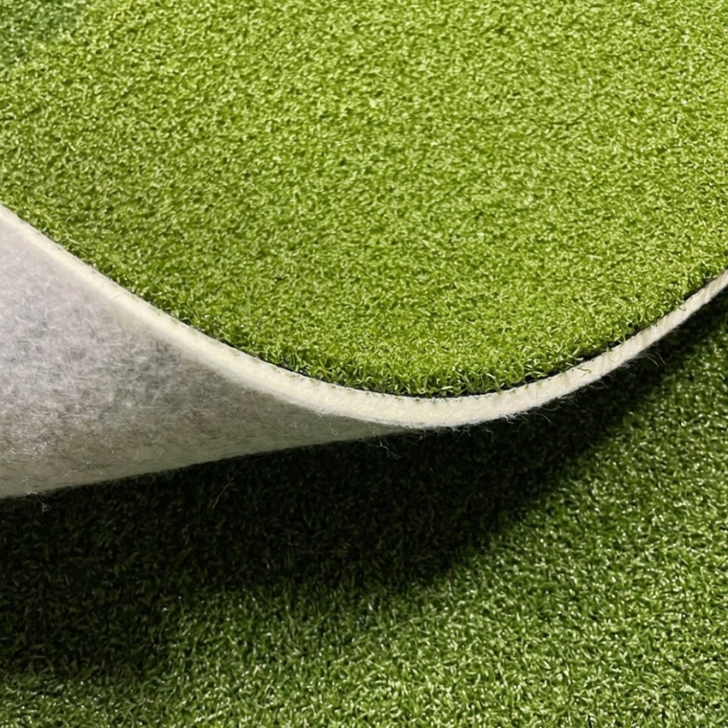 Big Moss Commander Putting Turf top view folded.