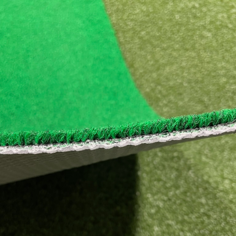 Big Moss V2 Putting Turf side view held up.