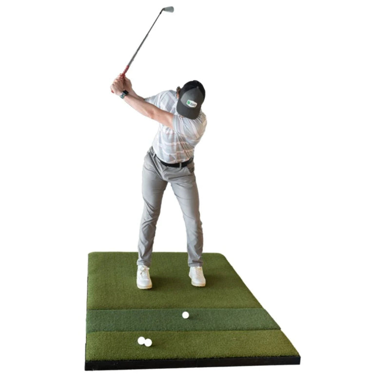 SIGPRO Super Softy 4' x 6' Single Sided Golf Mat with golfer swinging.